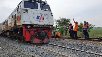 Jalur sudah Aman, Kereta Api dari dan Menuju Jakarta Sudah dapat Melintas   