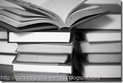 Livros Empilhados
