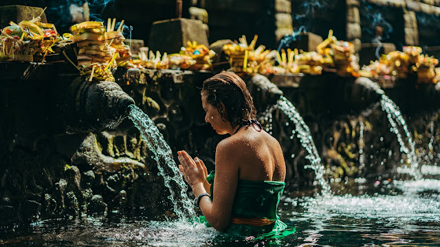 Tirta empul Temple