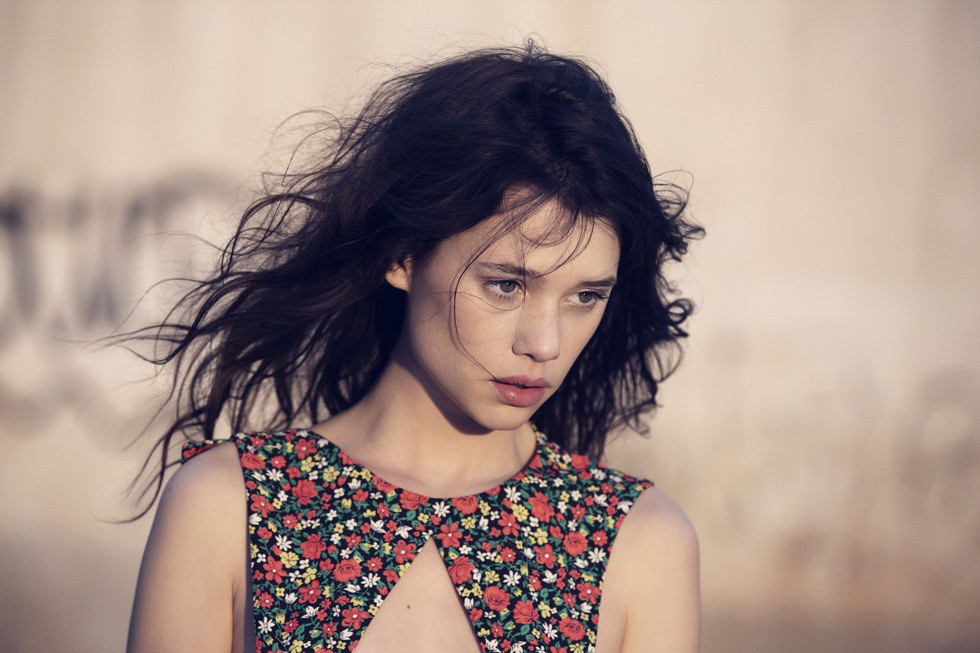 We fell for Astrid BergesFrisbey after seeing her as one of the main 