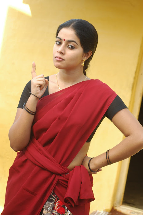 poorna in half saree latest photos