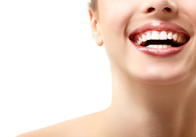 Tẩy trắng răng Laser Whitening