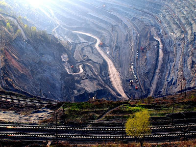 World�s Largest Artificial Pit -West Open Pit of Fushun Coal Mine 