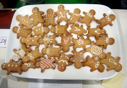 gingerbreadmen iced