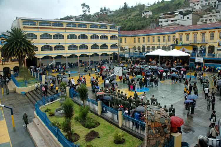 Ex Alumnos Don Bosco La Tola Quito Festival Salesiano 2011