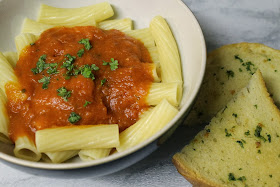 Pasta with Greek Tomato Sauce