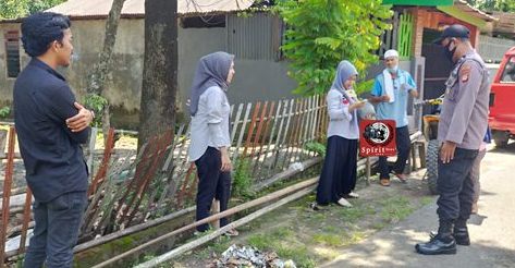 Bhabinkantibmas Kelurahan Malewang Polsek Polut Kunjungi Warga Himbau Patuhi Prokes.