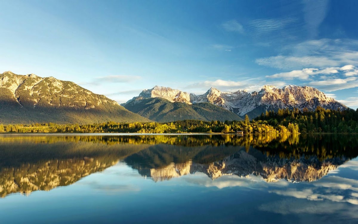 Amazing Mountain Reflection Widescreen HD Wallpaper