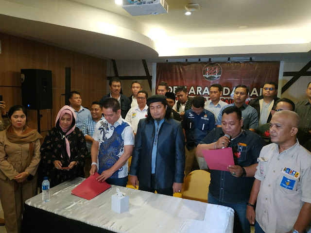 Relawan Jokowi dan Prabowo Gelar Deklarasi Damai