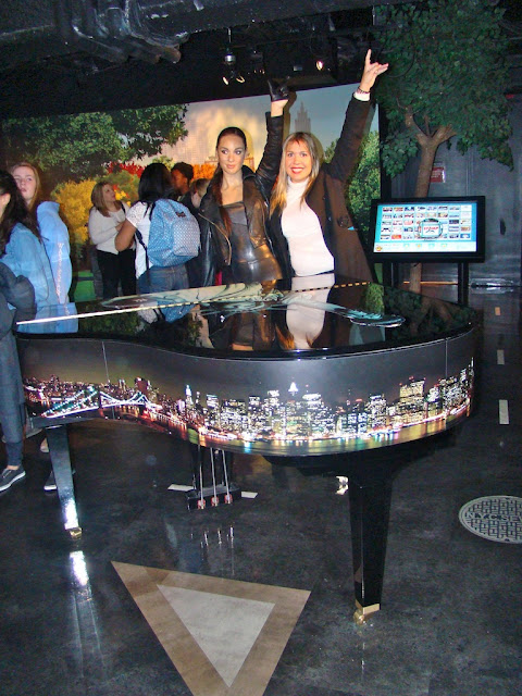 MADAME TUSSAUDS - ALICIA KEYS