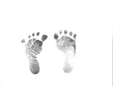 http://www.unique-baby-gear-ideas.com/baby-footprint.html