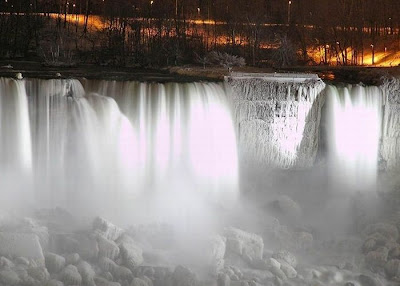 niagra  di musim salju