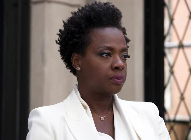 Em meio aos protestos antirracistas que aconteceram no último fim de semana nos Estados Unidos, Viola Davis reforçou a importância do movimento “Black Lives Matter”, que tem por objetivo denunciar e cobrar justiça por mortes de pessoas negras.