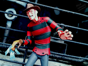 NECA Toony Terrors A Nightmare on Elm Street Freddy Krueger Action Figure