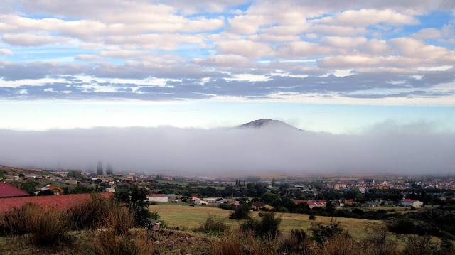 El Caloco con niebla