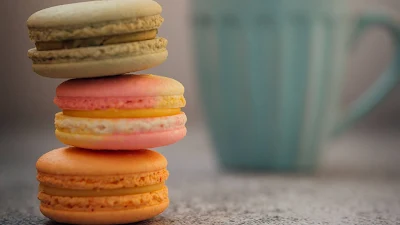 HD Wallpaper Macarons, Cookies, Colorful, Cup