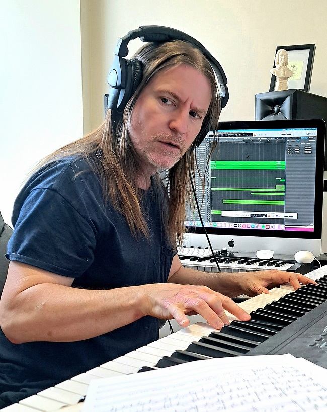 composer/sound designer/actor/writer Matthew Reid, photo by Lisa Mark
