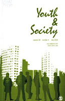 coperta revistă Youth & Society