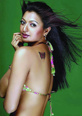 Gayathri Jayaram hot pics