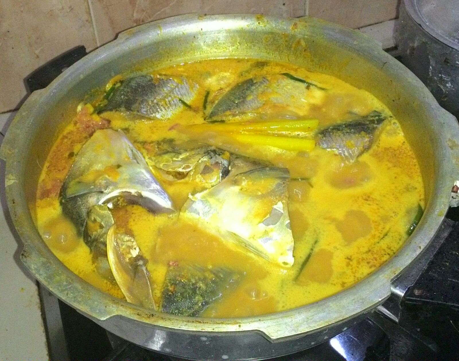 Cremin Muka Ikan jaket masak lemak