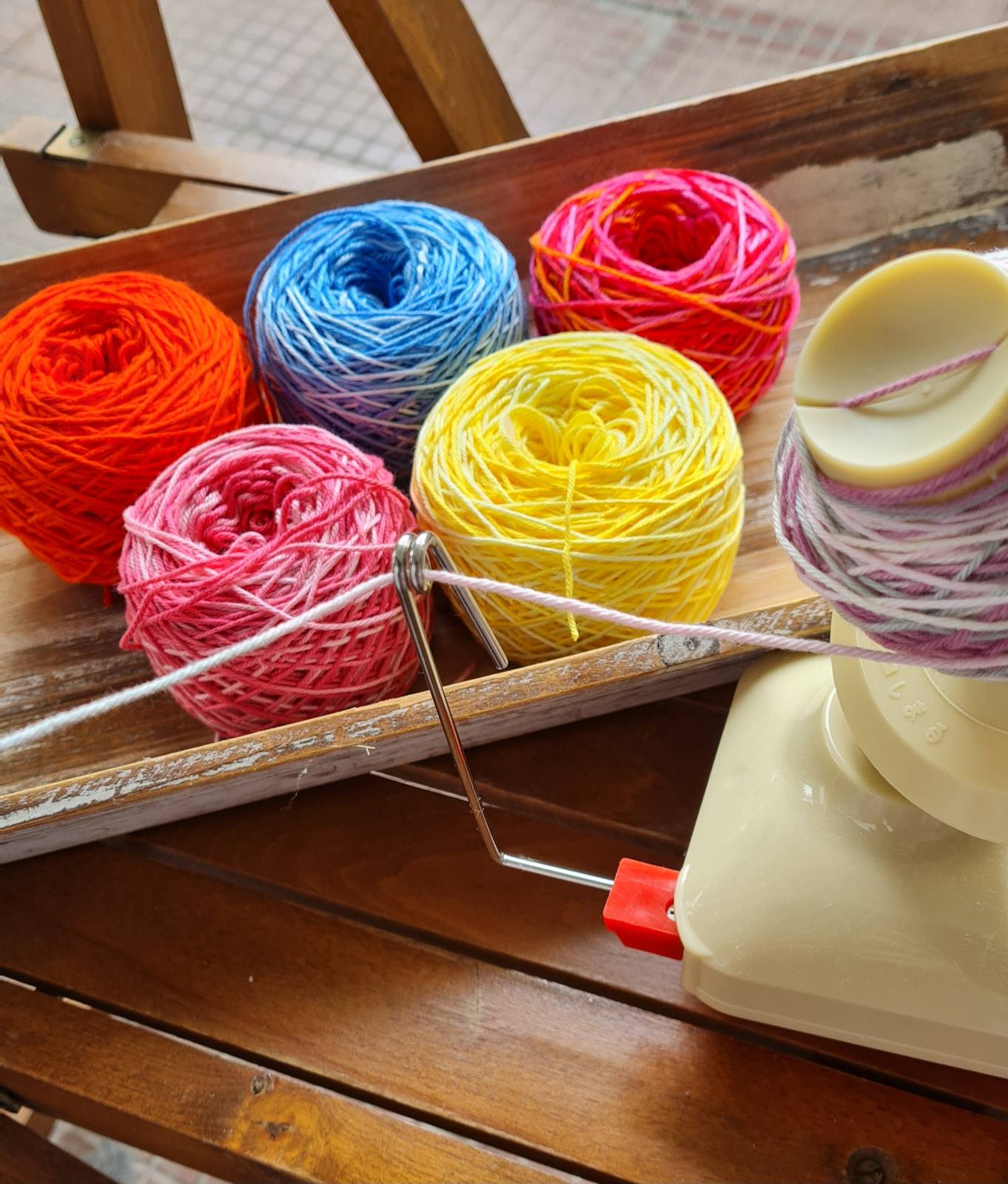 Little Treasures: Winding Yarn Cakes