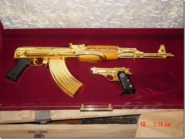 Armas de Ouro de Saddam Hussein (4)