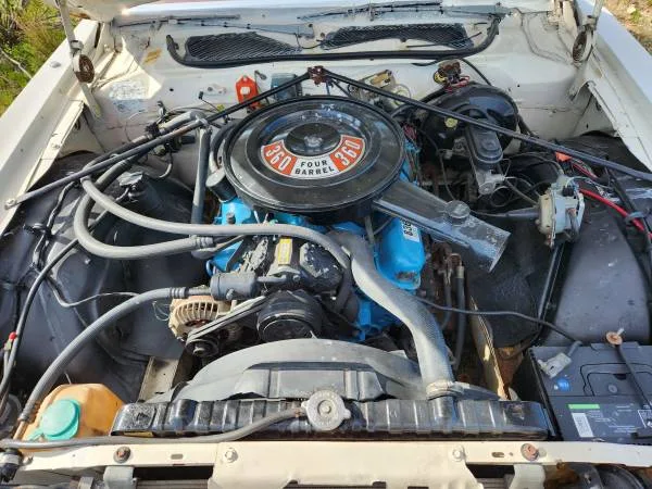 1979 Chrysler 300 360 V8 engine