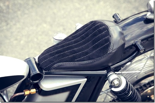 Norton-Model-50-by-Heiwa-3