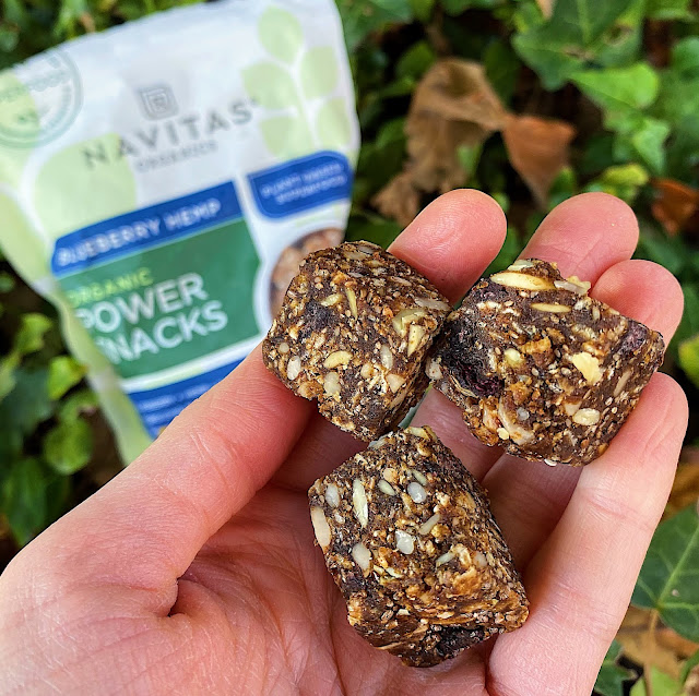 AD: Craving some new #healthy snack options?Check out this list of 11 #glutenfree granola bars and granola! #Keto, #paleo & #vegan options included!