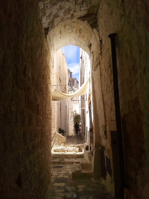 Slow travel in Ostuni in November