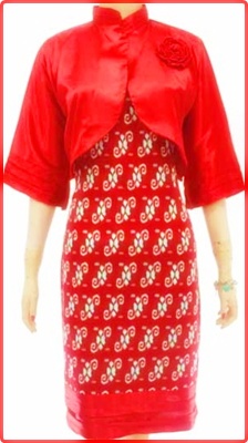 Model baju batik wanita modern warna merah