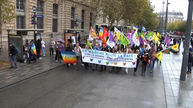 Miles de franceses se manifiestan contra exportación de armas