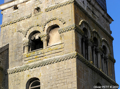 AUTREVILLE (88) - L'église paroissiale Saint-Brice (Extérieur)