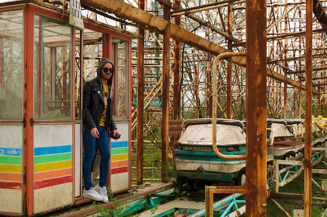 http://www.syriouslyinfashion.com/2019/04/greenland-citta-satellite-old-funfair.html