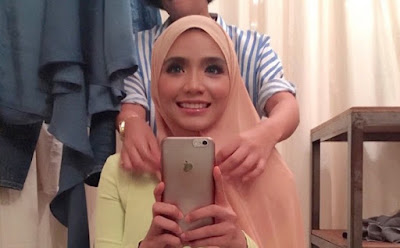 Ummi Nazeera Bercinta Dengan Zizan Razak?