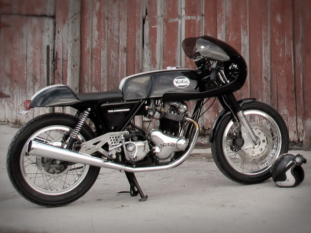 Cafe Racer 1973 Norton Commando 