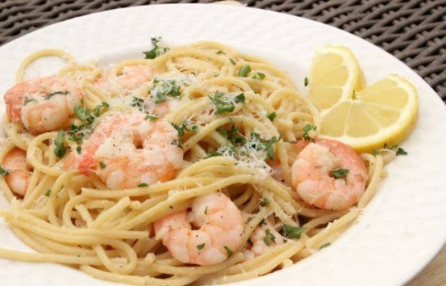 Lemon Garlic Shrimp Scampi 