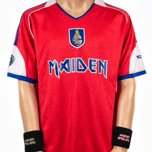 Maiden England Tour: Camiseta de Futebol do Chile