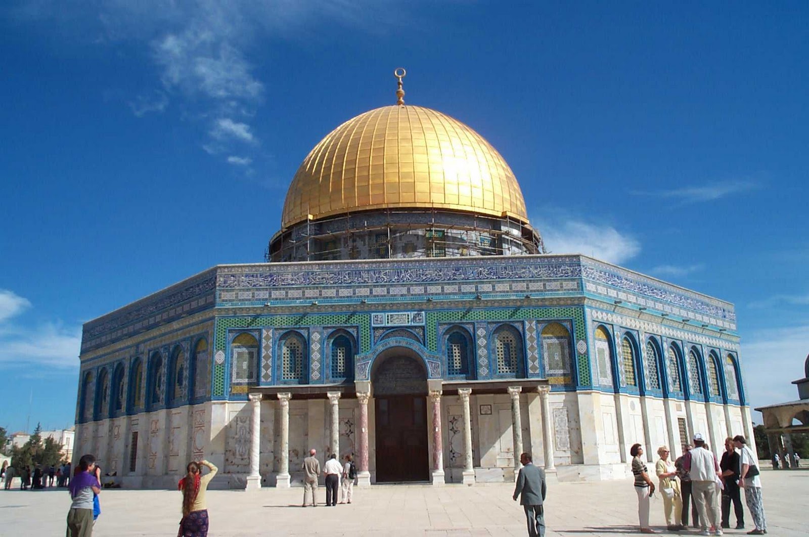 https://blogger.googleusercontent.com/img/b/R29vZ2xl/AVvXsEiGWXGXxJqmsWcMRDPi_dZDLnLbhUZ7oHvZ5vkDKAJNfefwejUid8XosMCQdv8E2ZIfSCqnn6fg1iOlwhnjyiHzF5JpxZ1JilUuC6Sns3mmUacOajuqLNRqec3CuAm2BaABIKIU_v_0ciFJ/s1600/Masjid-al-Aqsa+%25283%2529.jpg