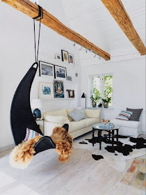 interior decor with exposed beams