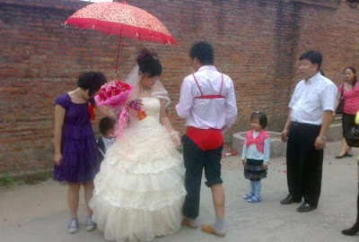 Unusual Chinese Wedding