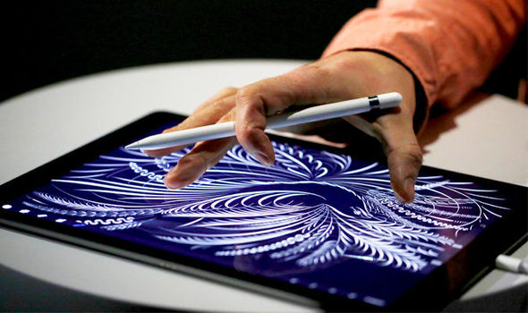 Apple Pencil and Smart Keyboard UK stock SELLS OUT: iPad Pro owners face five week wait