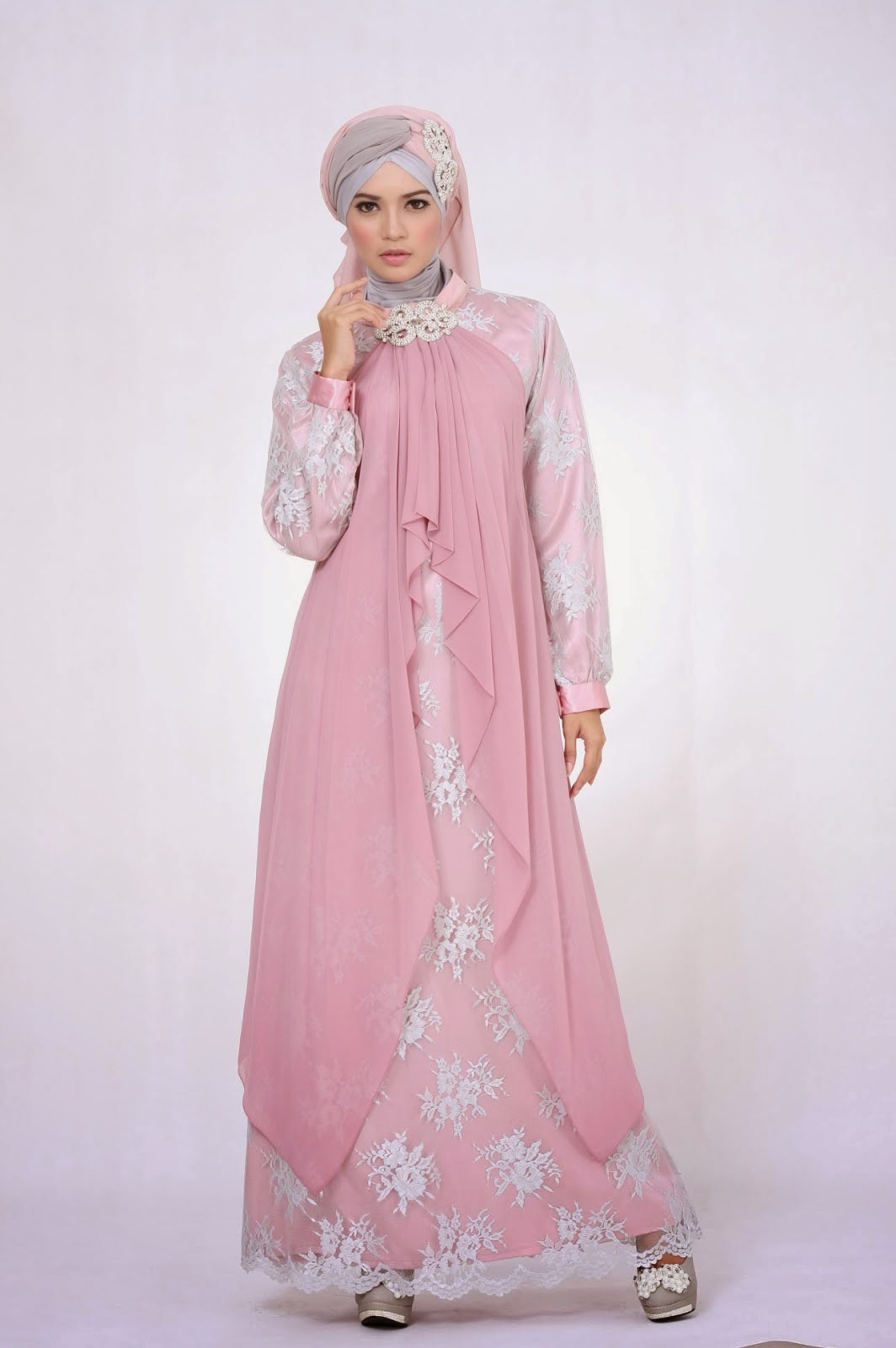 16 Contoh Desain  Baju  Gaun Muslim  Wanita  Terbaru 2021