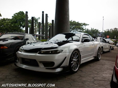 Modified Nissan Silvia S15 20