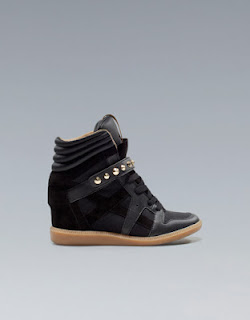 http://www.zara.com/webapp/wcs/stores/servlet/product/es/es/zara-W2012/287002/870598/DEPORTIVO%20TACHAS