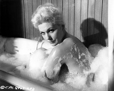 Rubadubdub Kim Novak