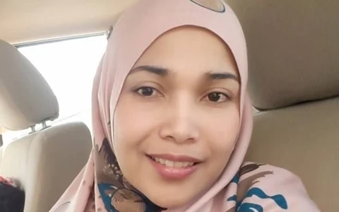 Sebut Presiden Berpakaian Adat Maluku di Medsos Sebagai "Raja Kodok", Wanita Ini Diincar Polisi