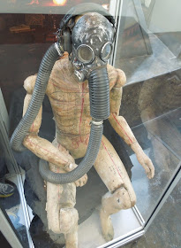 Gas mask mannequin prop Insidious Chapter 2