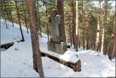 Cruz De Blume (Cumbre Blume). Vista posterior