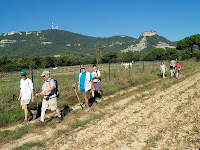 Anant cap el Santuari de l'Ajuda